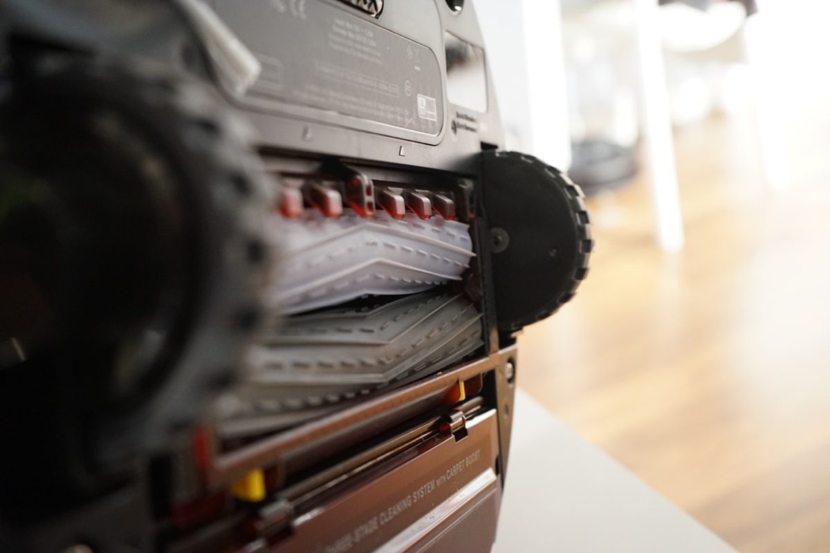 Galleria foto 'Roomba 980: l’aspirapolvere robot che si connette a Internet' - foto 27