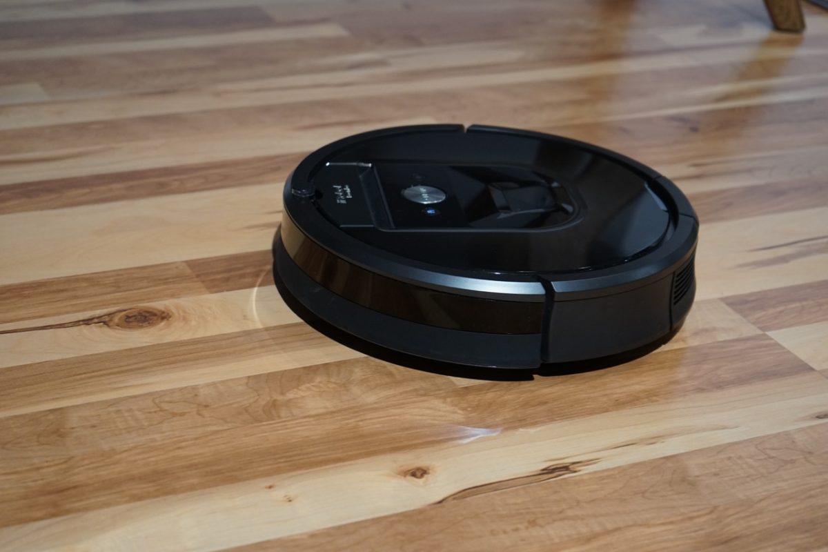 Galleria foto 'Roomba 980: l’aspirapolvere robot che si connette a Internet' - foto 10