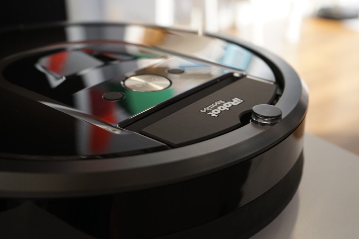 Galleria foto 'Roomba 980: l’aspirapolvere robot che si connette a Internet' - foto 11