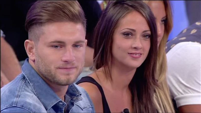 Uomini e Donne: i nuovi tronisti si presentano, Tina show contro Mauro Uomini e Donne: i nuovi tronisti si presentano, Tina show contro Mauro