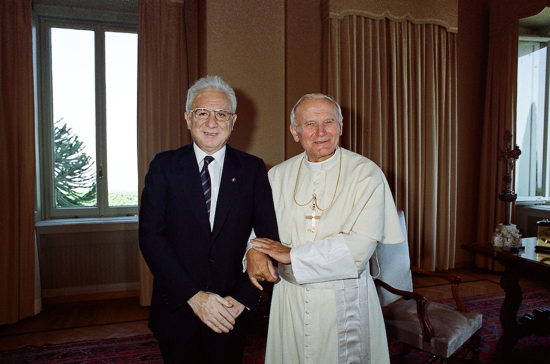 E Bergoglio sfata anche l’ultimo tabù sulla donna tentatrice E Bergoglio sfata anche l’ultimo tabù sulla donna tentatrice