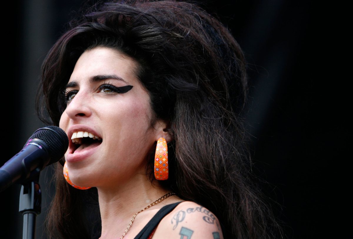 Galleria foto 'Bisex, piace di più alle donne. Tutte le “celebs” che hanno fatto outing' - foto 12