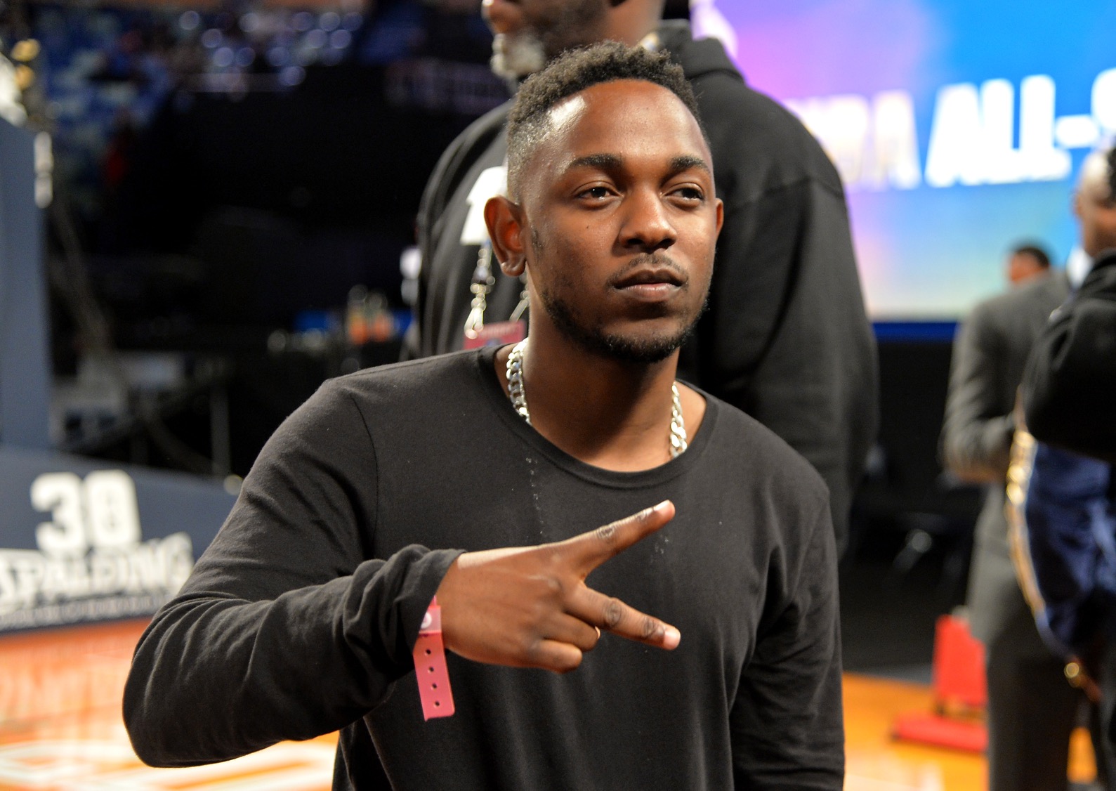 Kendrick Lamar scrive una lettera a Tupac: “Hai cambiato la mia vita per sempre” Kendrick Lamar scrive una lettera a Tupac: “Hai cambiato la mia vita per sempre”