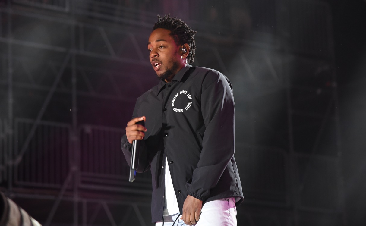 Kendrick Lamar scrive una lettera a Tupac: “Hai cambiato la mia vita per sempre” Kendrick Lamar scrive una lettera a Tupac: “Hai cambiato la mia vita per sempre”