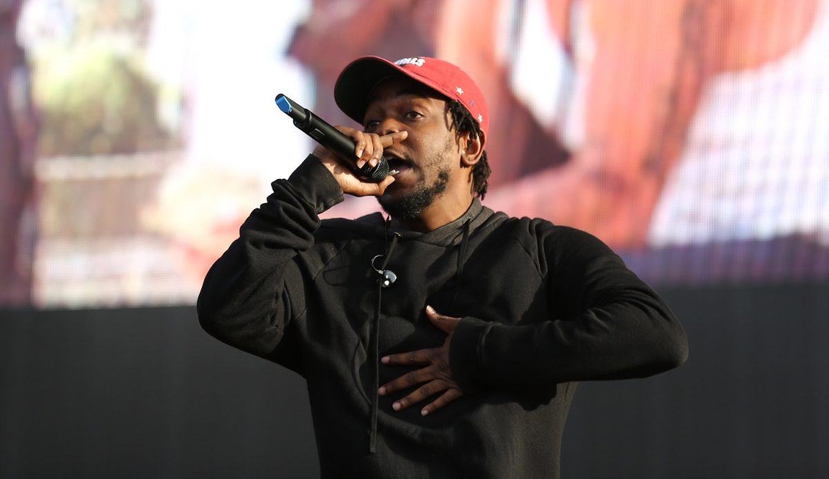Galleria foto 'Kendrick Lamar scrive una lettera a Tupac: “Hai cambiato la mia vita per sempre”' - foto 2