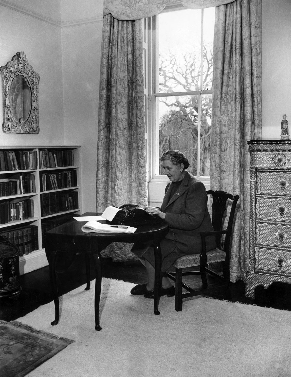 Agatha Christie, 125 anni fa nasceva la dama del mistero – Foto
