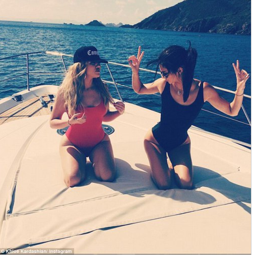 #Thigh-gap addio, ora va il #thighbrow #Thigh-gap addio, ora va il #thighbrow