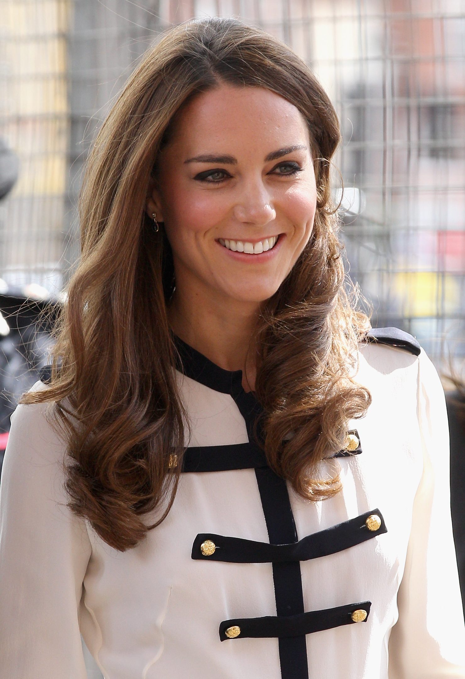 Kate Middleton sedotta dalla frangetta Kate Middleton sedotta dalla frangetta