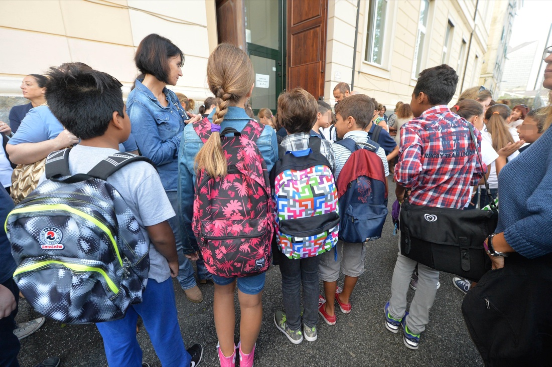 Primo giorno di scuola per 9 milioni di studenti, le foto Primo giorno di scuola per 9 milioni di studenti, le foto