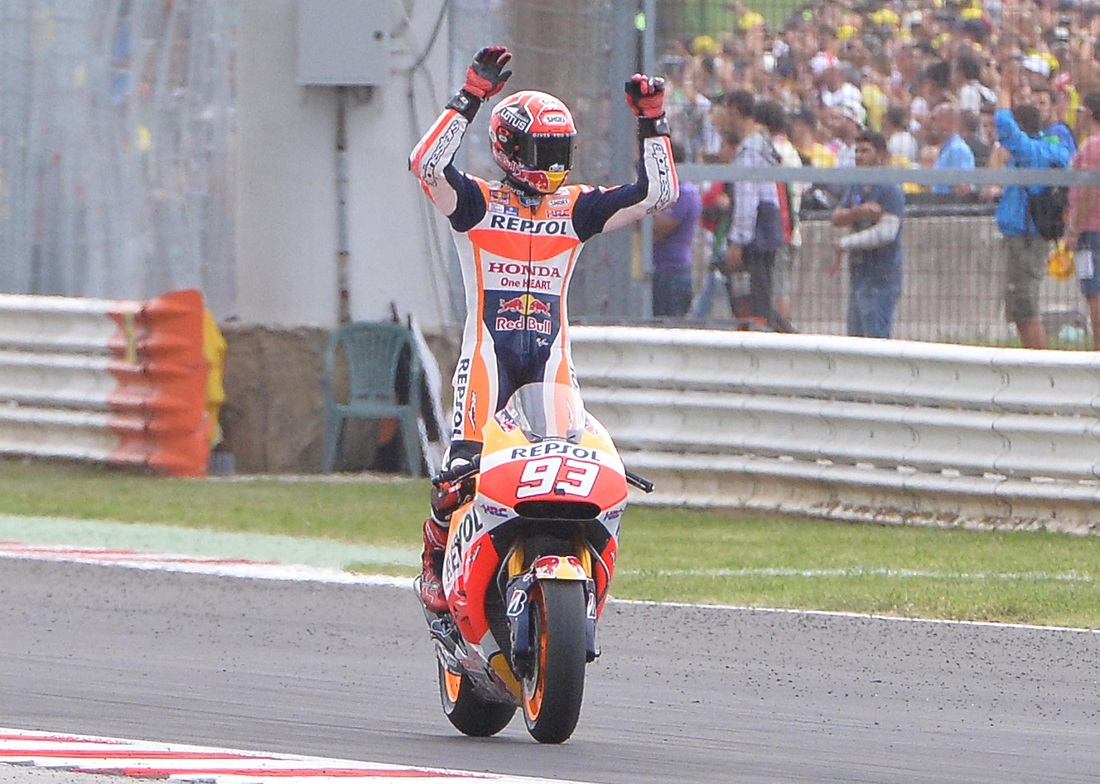 Gp San Marino: vince Marquez, crolla Lorenzo e Rossi allunga Gp San Marino: vince Marquez, crolla Lorenzo e Rossi allunga