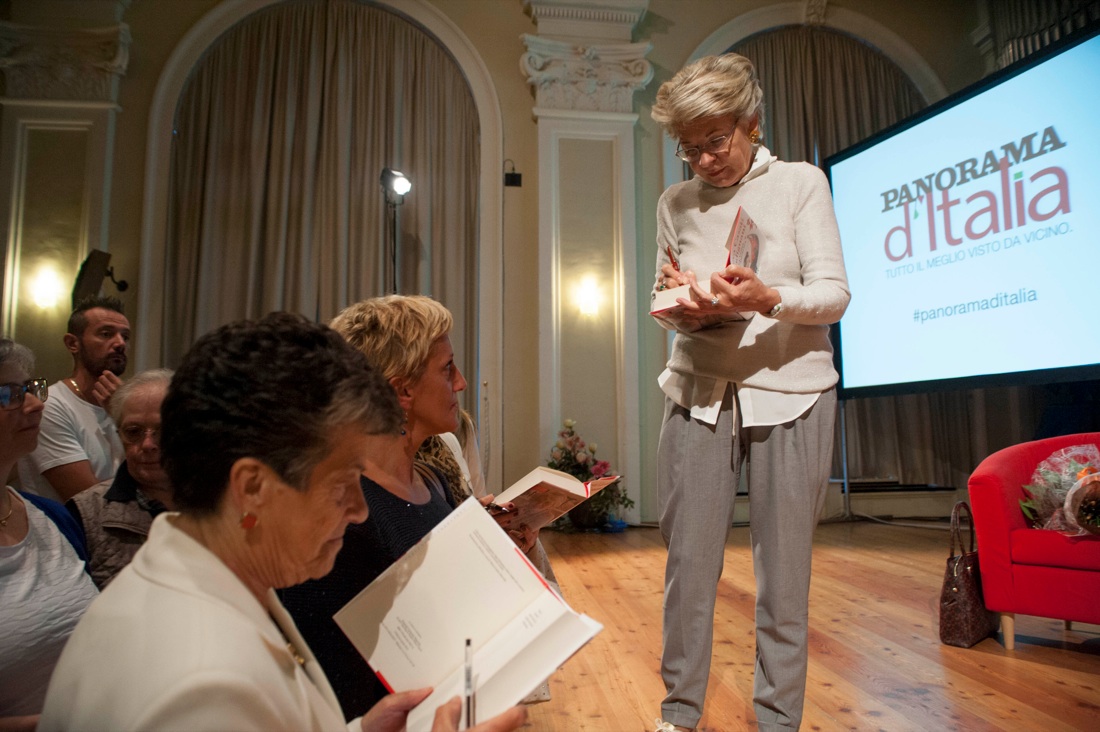 Casati Modignani: “il mio prossimo romanzo parlerà di scuola”