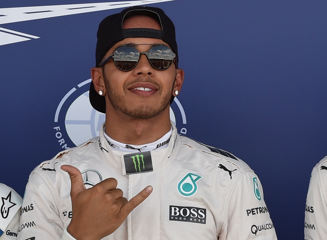 Fanny Neguesha e Lewis Hamilton, flirt in vista? Fanny Neguesha e Lewis Hamilton, flirt in vista?