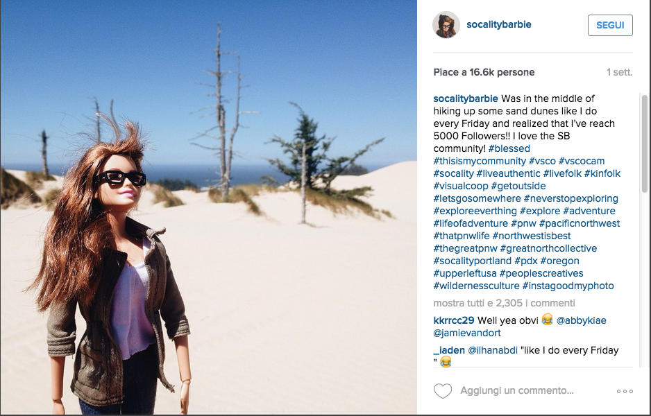 La Barbie hypster che si fa beffa della Instagram mania La Barbie hypster che si fa beffa della Instagram mania