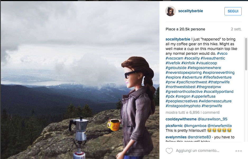 La Barbie hypster che si fa beffa della Instagram mania La Barbie hypster che si fa beffa della Instagram mania