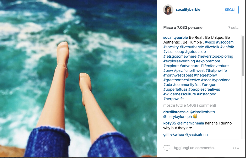 La Barbie hypster che si fa beffa della Instagram mania La Barbie hypster che si fa beffa della Instagram mania
