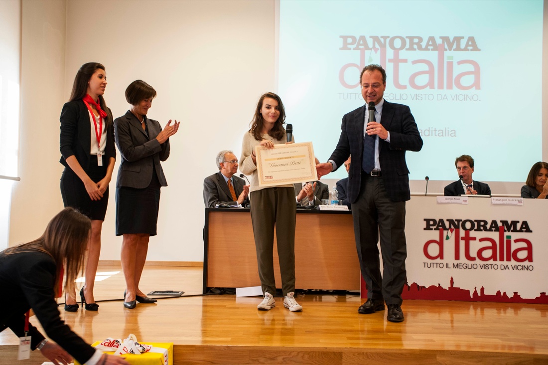 300 libri a due scuole di Trento