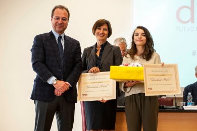 300 libri a due scuole di Trento