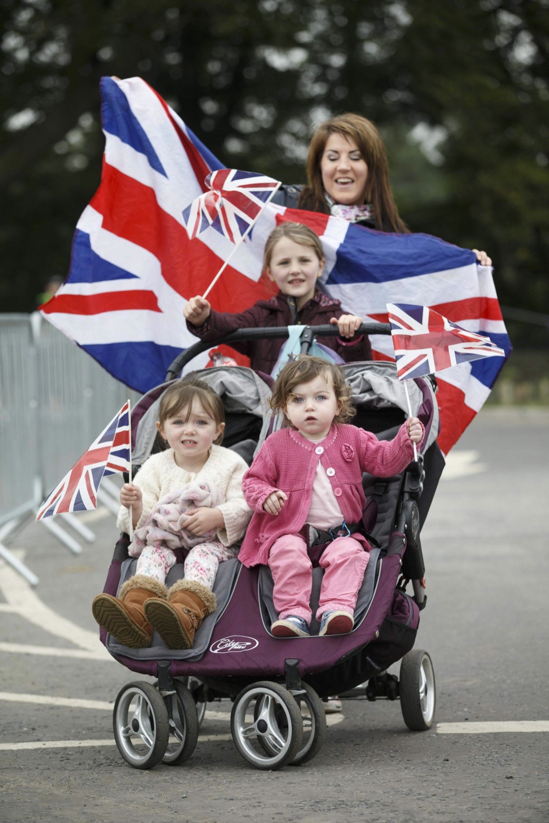 Elisabetta II, il Regno Unito in festa per la regina – Foto