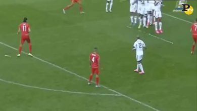 Bale colpito da una maledizione