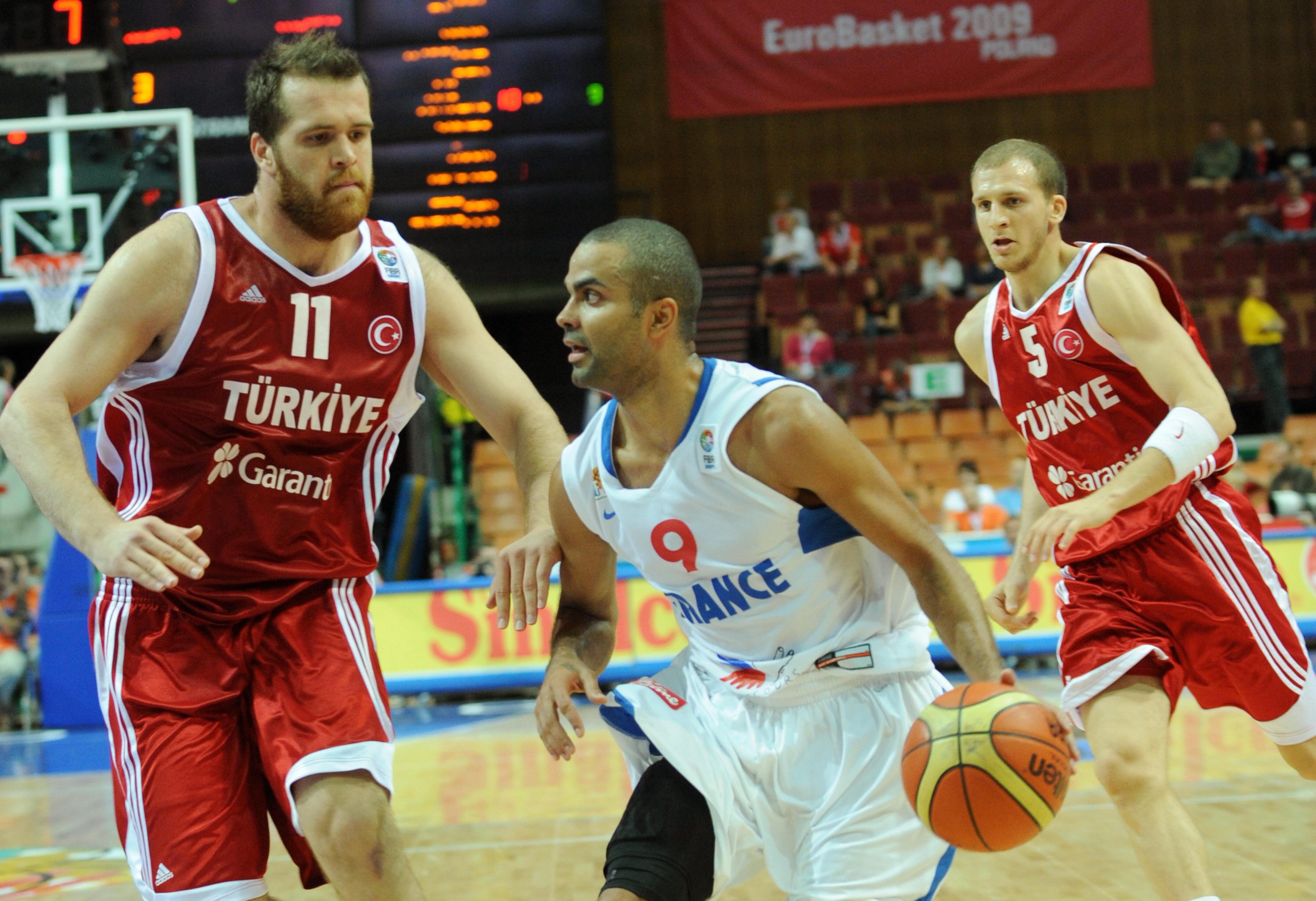 Basket: chapeau Parker, (sottovalutato) miglior marcatore di sempre agli Europei