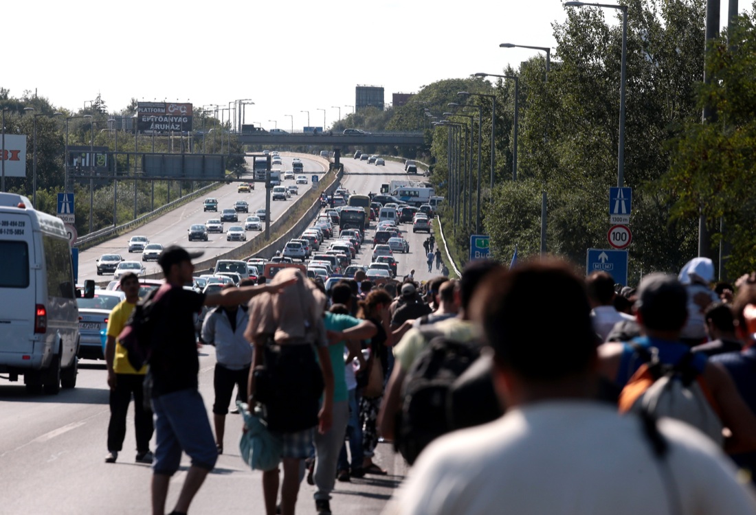 I rifugiati al confine fra Grecia e Macedonia – Foto