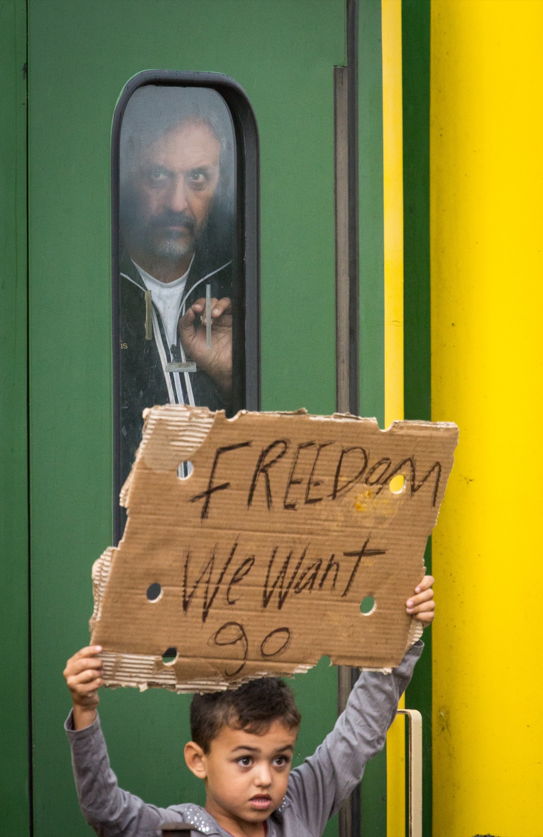 I rifugiati al confine fra Grecia e Macedonia – Foto