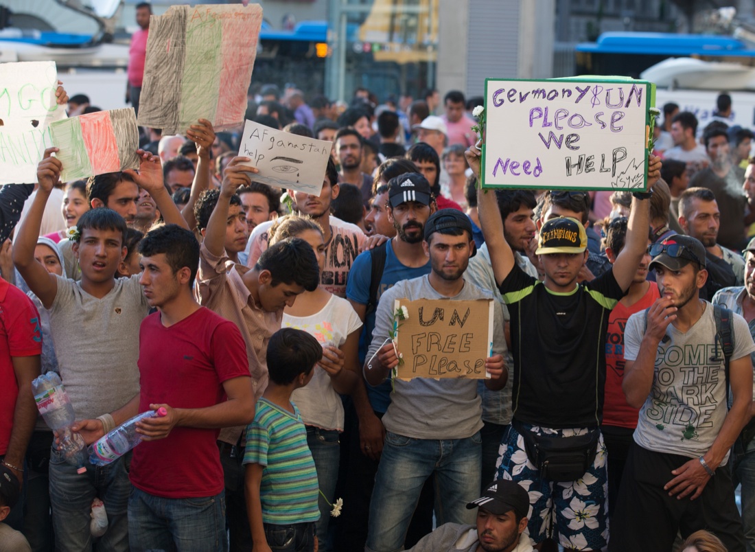 I rifugiati al confine fra Grecia e Macedonia – Foto