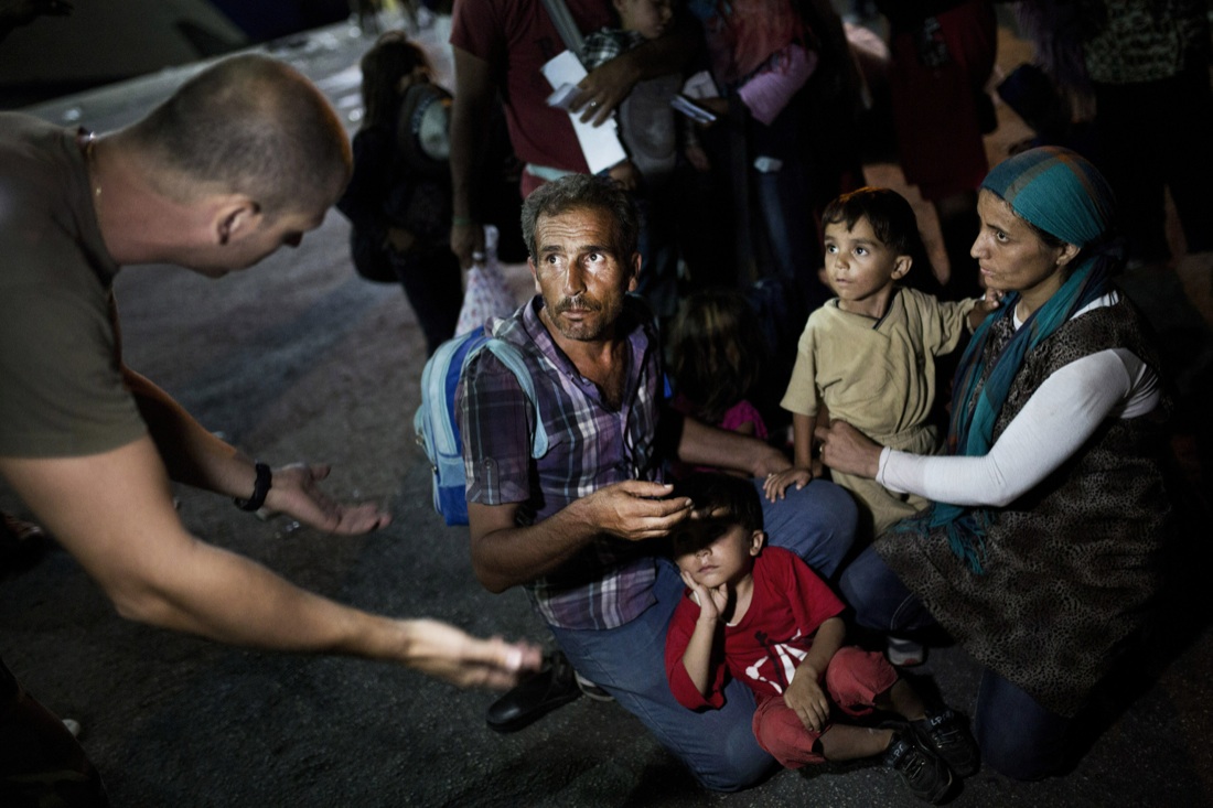 Isola di Lesbo invasa dai migranti – Le foto