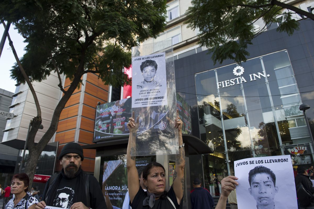 Galleria foto 'Strage di Iguala: il governo messicano ha mentito' - foto 11