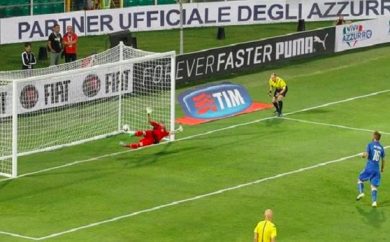 Ascolti 06/09: gli Azzurri battono la Bulgaria, tiene “Il segreto”