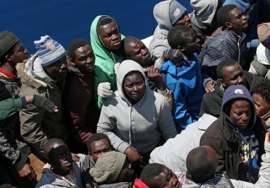 Non date altra fuffa agli immigrati