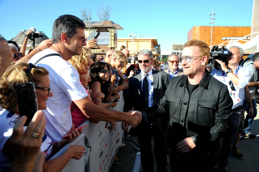 Bono Vox con Matteo Renzi a Expo2015: le foto