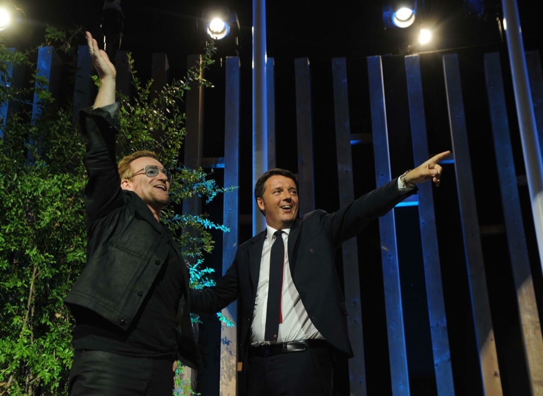 Bono Vox con Matteo Renzi a Expo2015: le foto