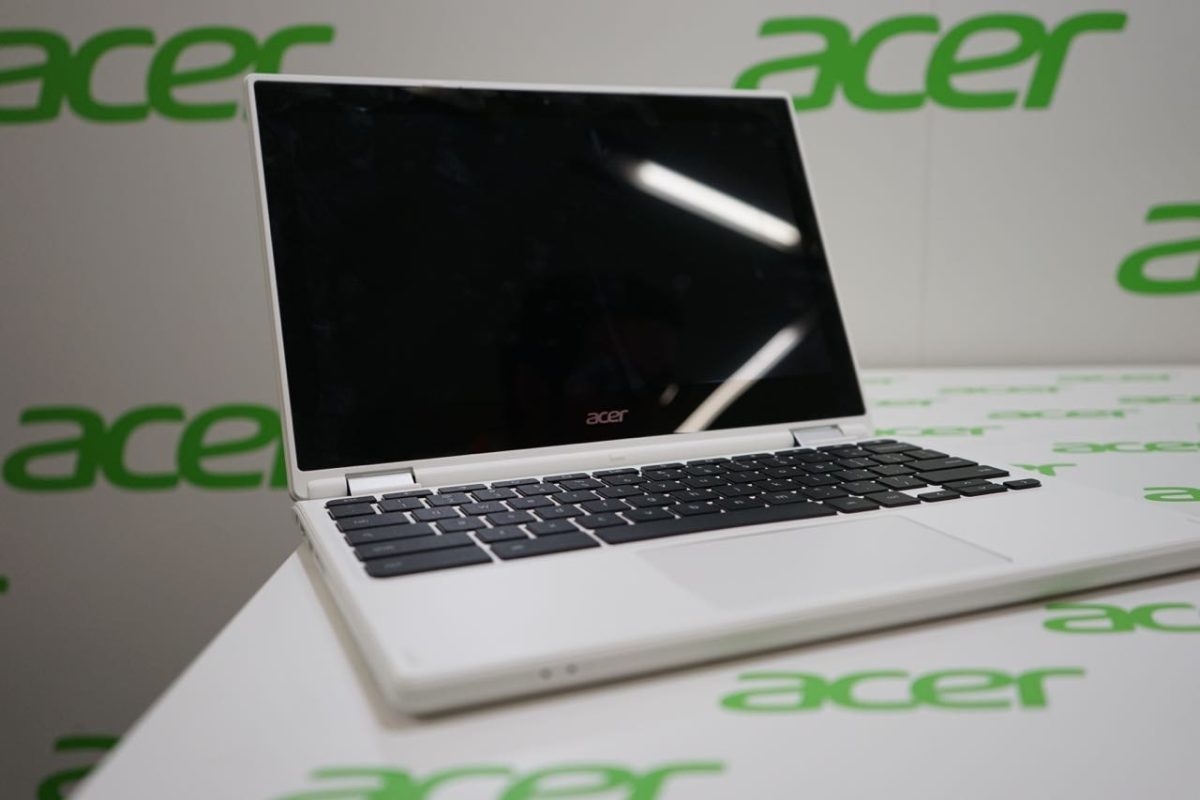 Galleria foto 'Idea Acer: da smartphone a PC in una mossa' - foto 6
