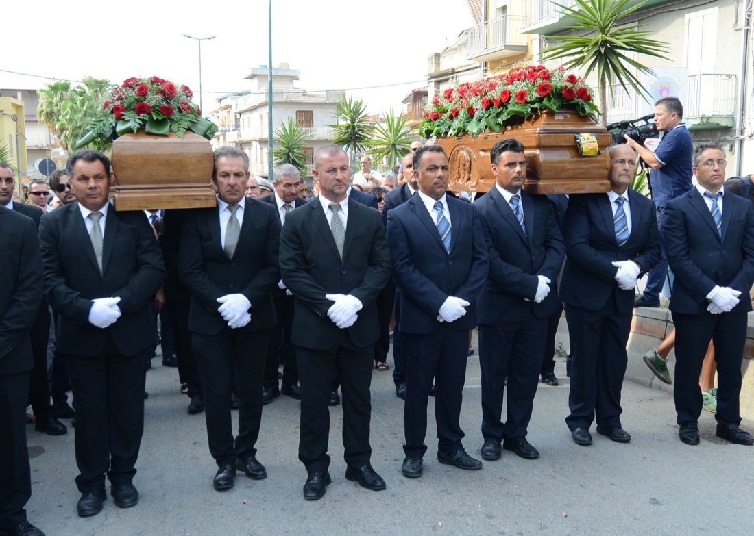 Coniugi uccisi a Palagonia, la ricostruzione attraverso le telecamere Coniugi uccisi a Palagonia, la ricostruzione attraverso le telecamere