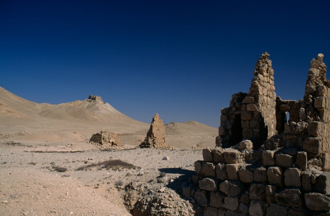 Isis, ultimo scempio: distrutte le antichissime tombe a torre di Palmira Isis, ultimo scempio: distrutte le antichissime tombe a torre di Palmira