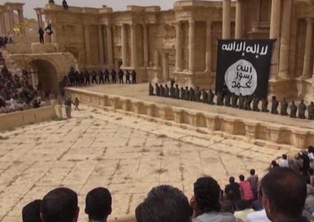 Isis, ultimo scempio: distrutte le antichissime tombe a torre di Palmira Isis, ultimo scempio: distrutte le antichissime tombe a torre di Palmira