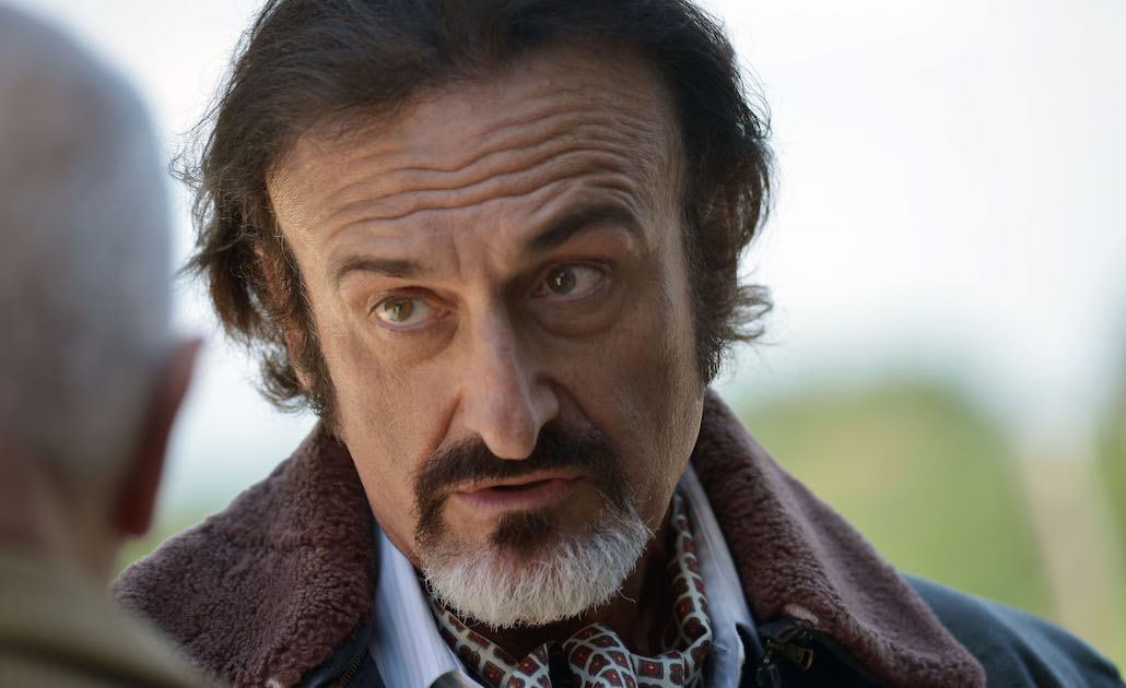 L’onore e il rispetto 4: Fortebracci si costituisce, Carmela vuole vendicarsi L’onore e il rispetto 4: Fortebracci si costituisce, Carmela vuole vendicarsi