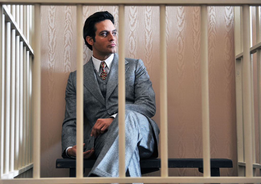 L’onore e il rispetto 4: Fortebracci si costituisce, Carmela vuole vendicarsi L’onore e il rispetto 4: Fortebracci si costituisce, Carmela vuole vendicarsi