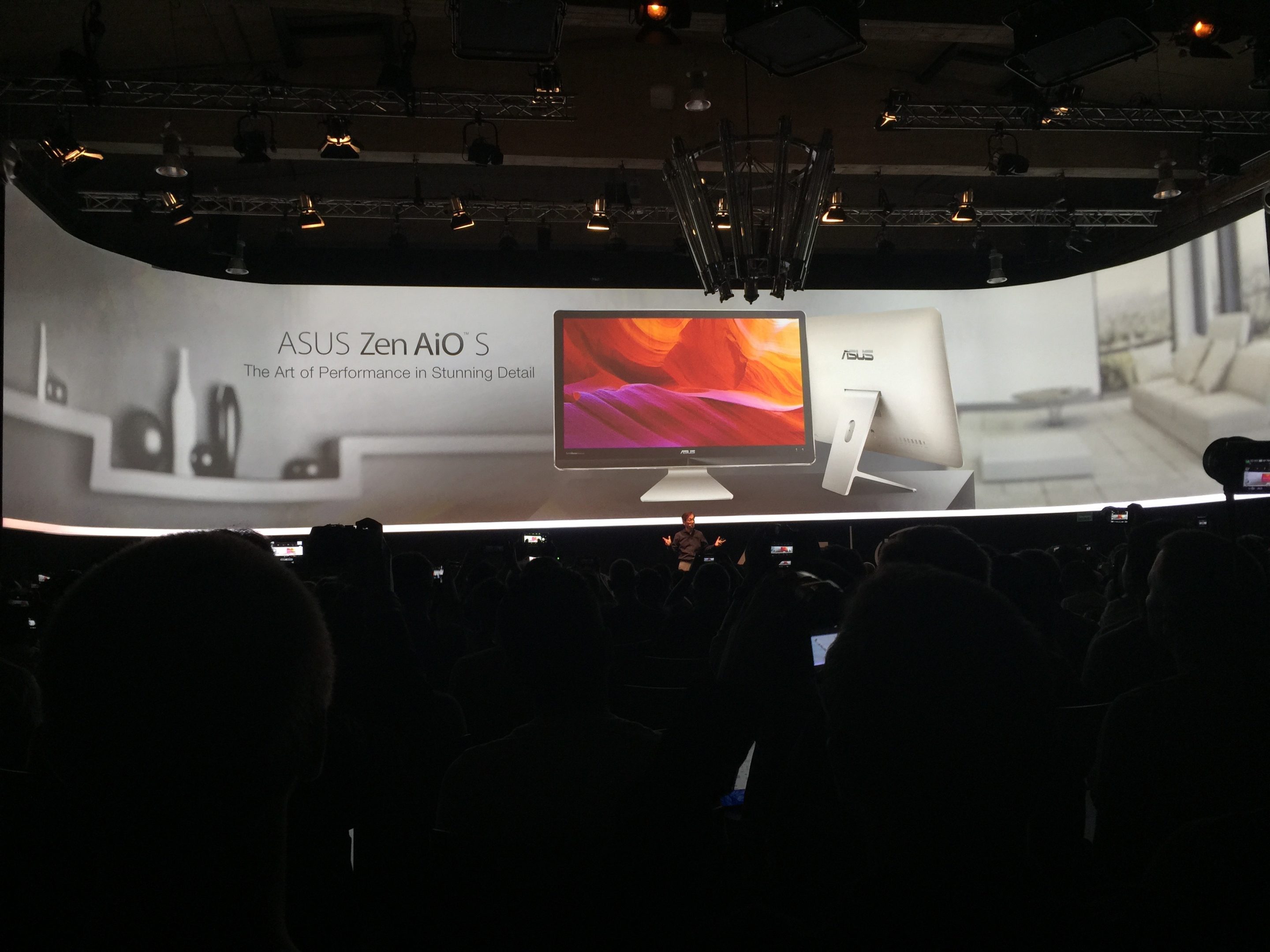 Asus: ecco come la (buona) tecnologia può essere low-cost