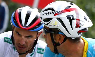 Vuelta: impresa di Fabio Aru, nuova maglia rossa