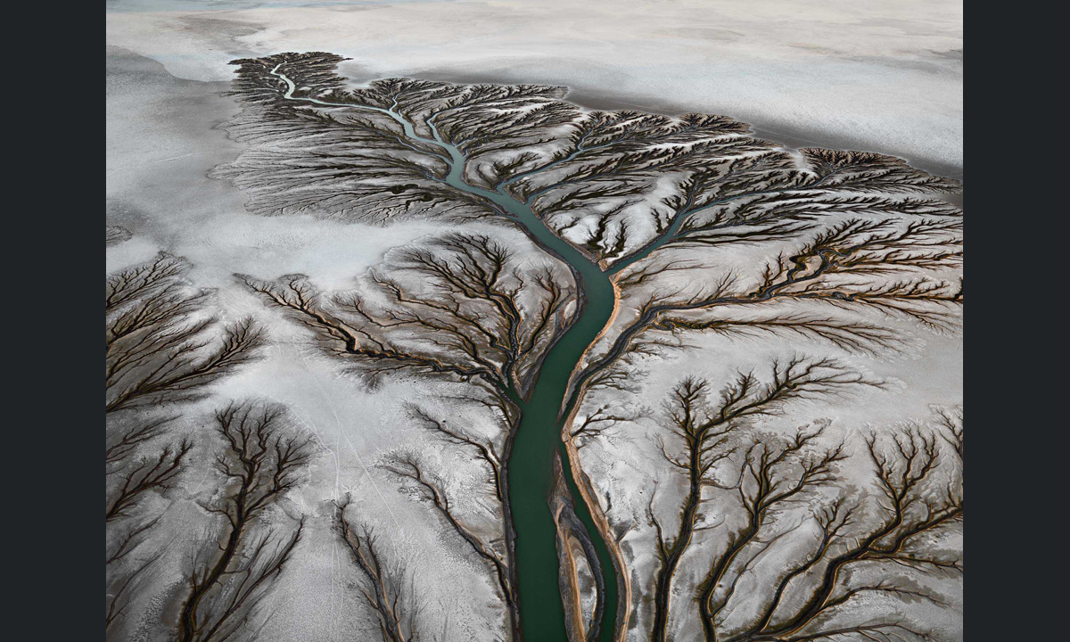 Acqua Shock: Edward Burtynsky in mostra a Milano Acqua Shock: Edward Burtynsky in mostra a Milano