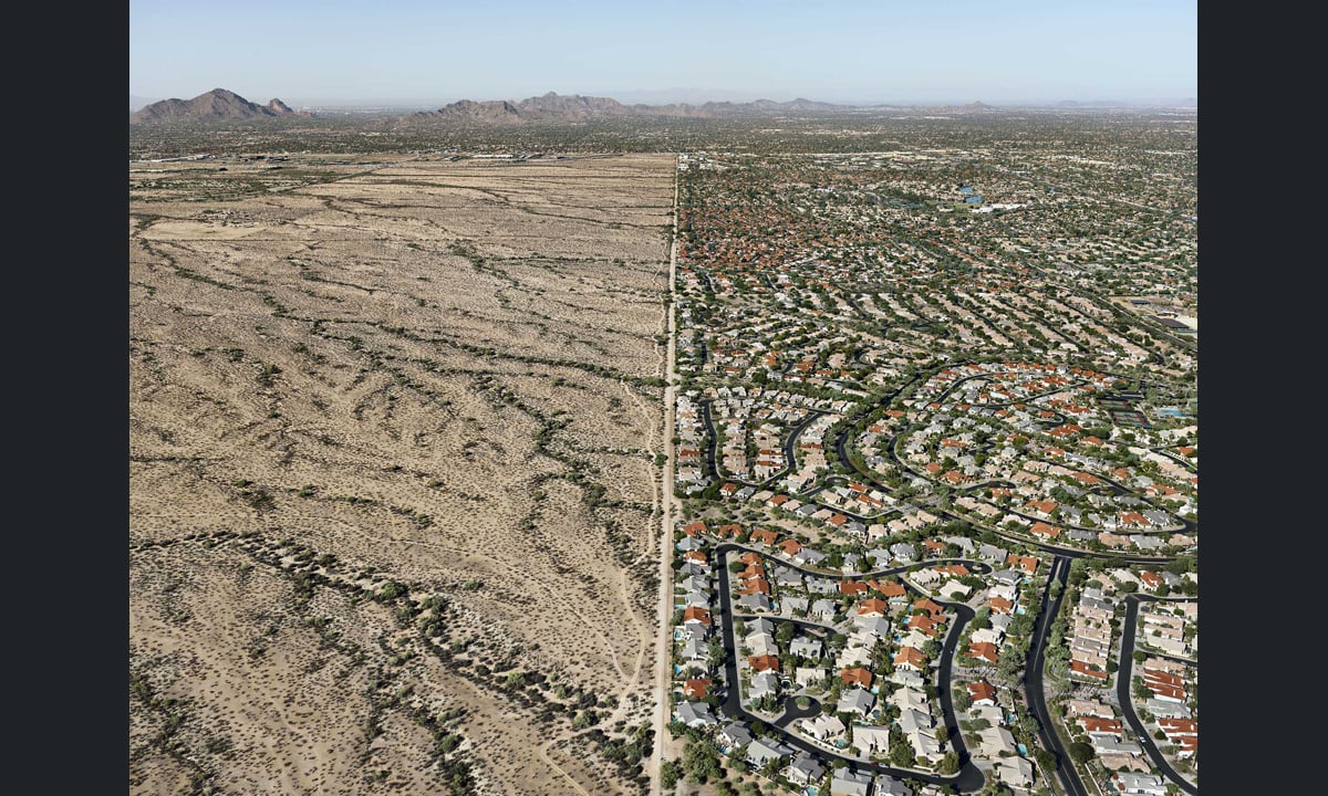 Acqua Shock: Edward Burtynsky in mostra a Milano Acqua Shock: Edward Burtynsky in mostra a Milano