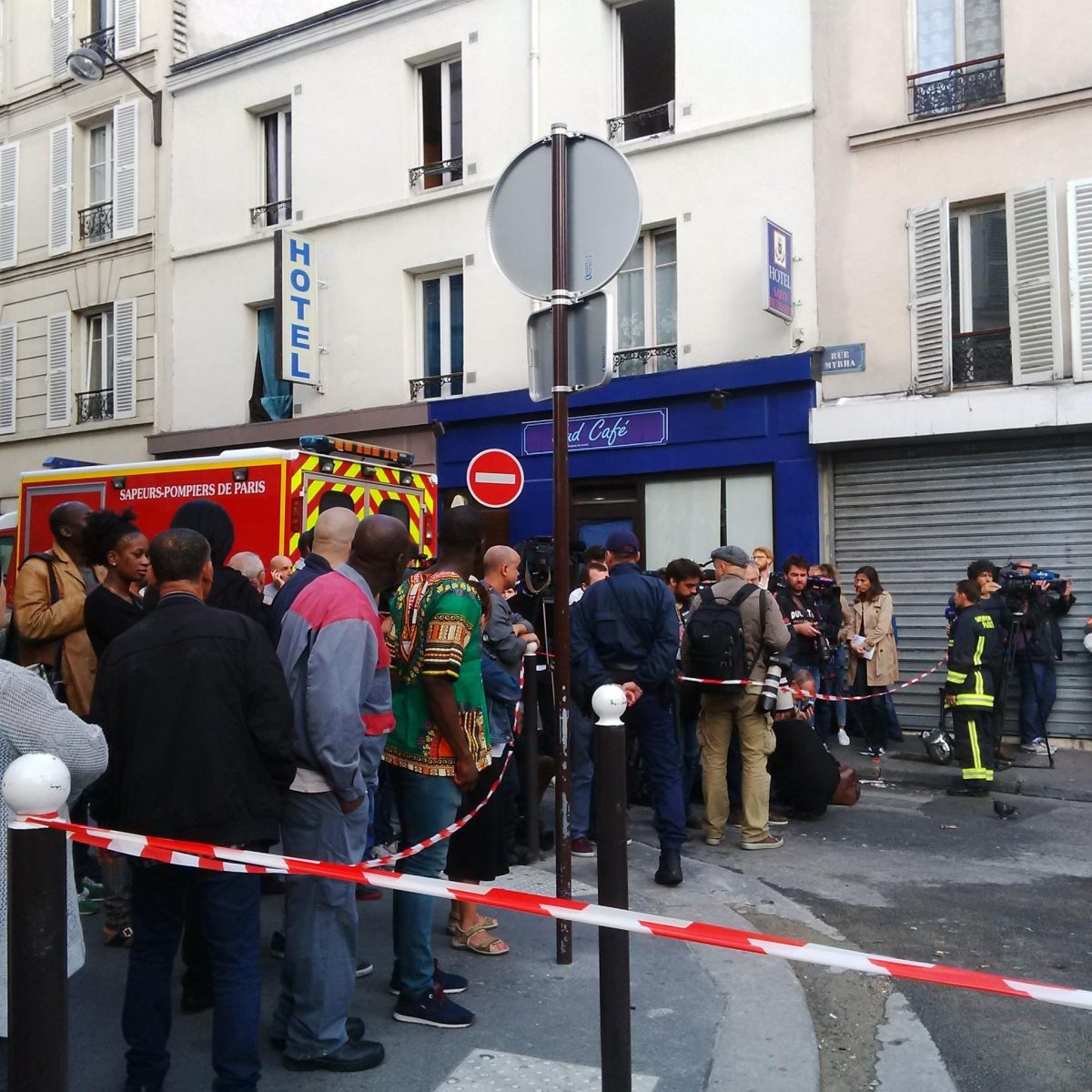Galleria foto 'Incendio a Parigi: fermato un sospetto' - foto 8