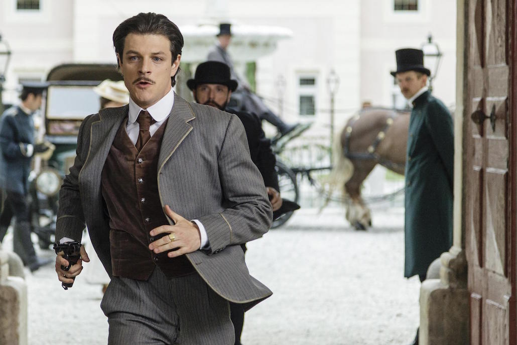 Grand Hotel: amori e misteri nella nuova fiction di Rai Uno Grand Hotel: amori e misteri nella nuova fiction di Rai Uno