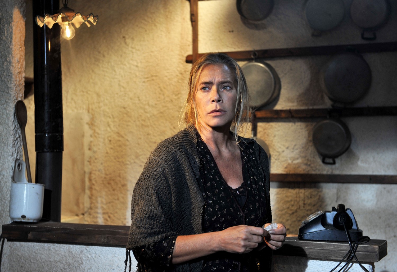 L’onore e il rispetto 4: al via la nuova stagione, stasera la prima puntata L’onore e il rispetto 4: al via la nuova stagione, stasera la prima puntata