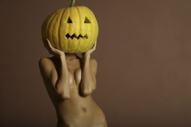 E’ Halloween anche per gli amanti del porno