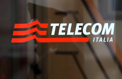 Telecom Italia e la scalata dei francesi, 5 cose da sapere