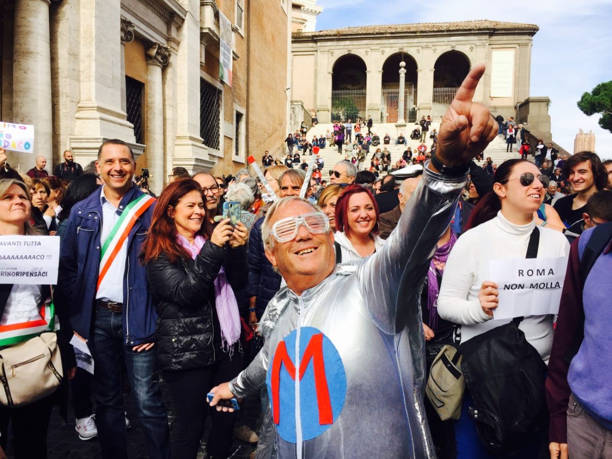 Galleria foto 'L’ultimo bluff di Marino: sapeva di essere indagato' - foto 11