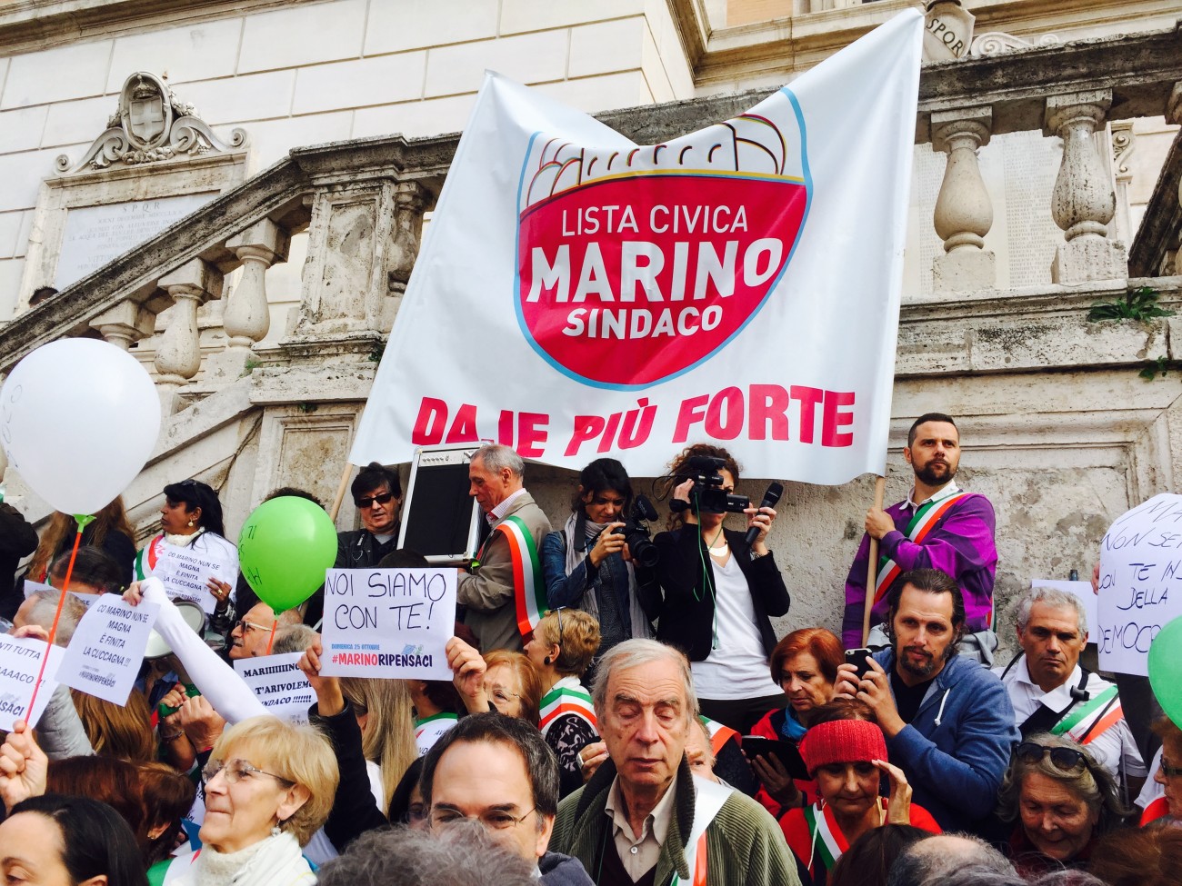 L’ultimo bluff di Marino: sapeva di essere indagato L’ultimo bluff di Marino: sapeva di essere indagato